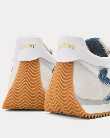 新作*LOEWE*デニムロゴ フローランナー 2.0 ホワイト×ブルー Loewe Women's Flow Runner 2.0 Nylon & Suede White / Light