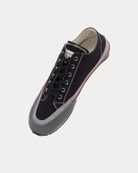 Maison Margiela Traveler Black Low Top Sneakers - 3