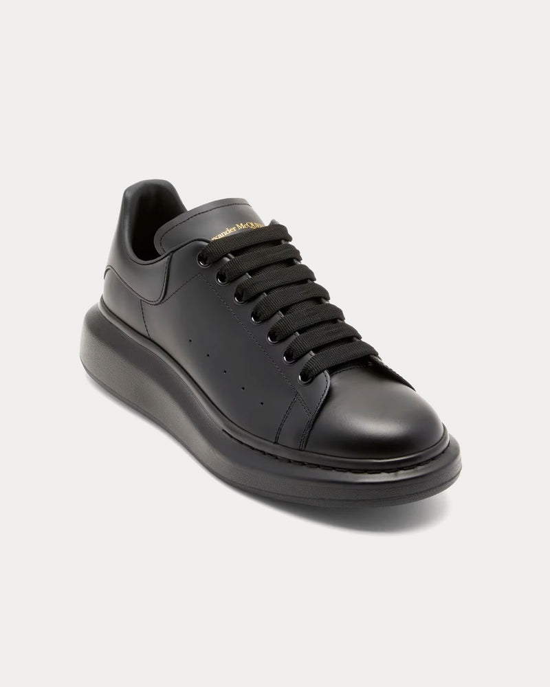 McQueen Oversized Sneaker Smooth Leather Black Low Top Sneakers - 3