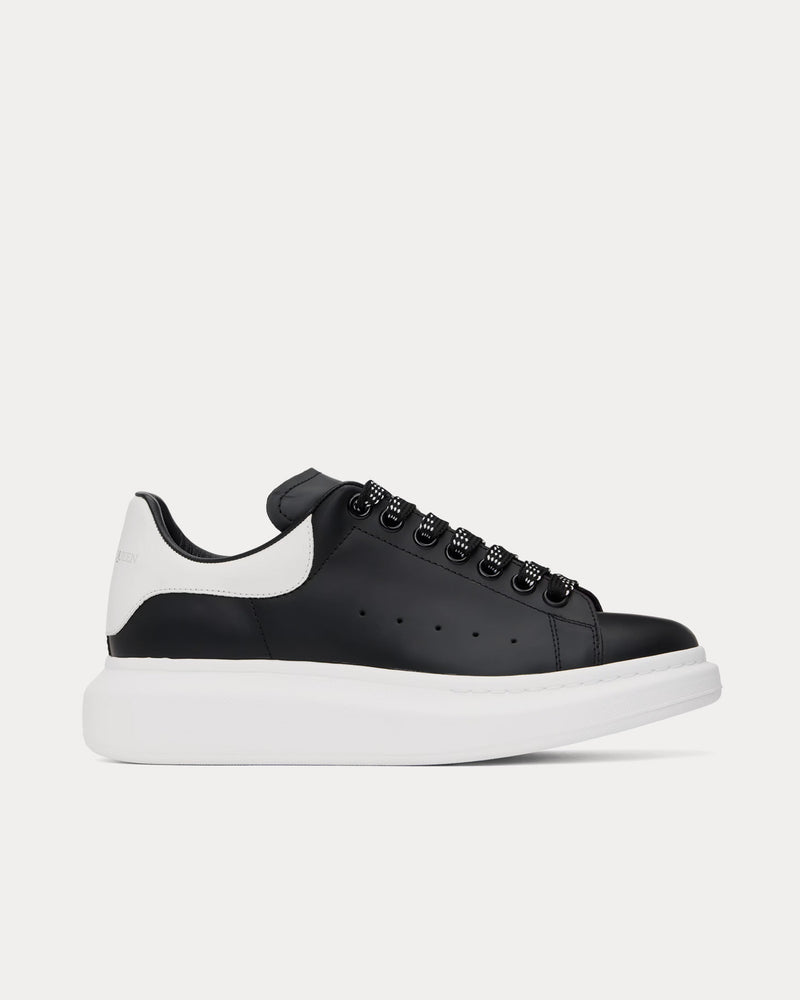 McQueen Oversized Sneaker Smooth Leather Black / White Low Top Sneakers - 1