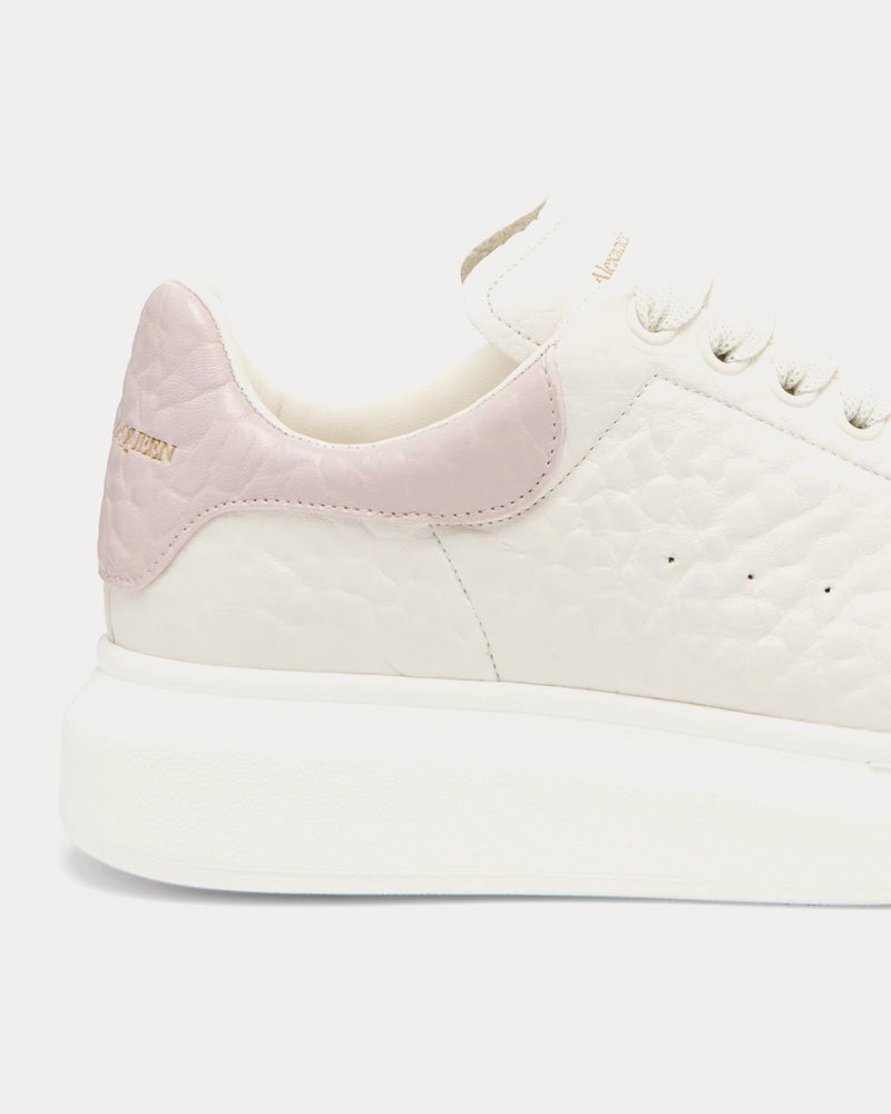 McQueen Oversized Sneaker Grainy Leather Off White / Pink Low Top Sneakers - 4