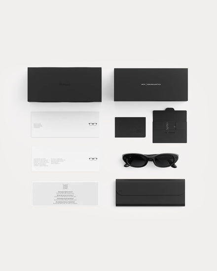 Meta x Kylie Starfire 'Kylie Edition' Classic Black with Clear to Grey Lenses AI Glasses - 4