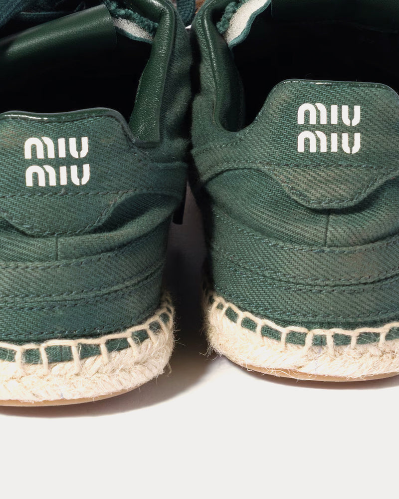 MIU MIU オリーブグリーン スニーカー Miu Miu Women's Gymnasium Gabardine Bottle Green Low Top Sneakers