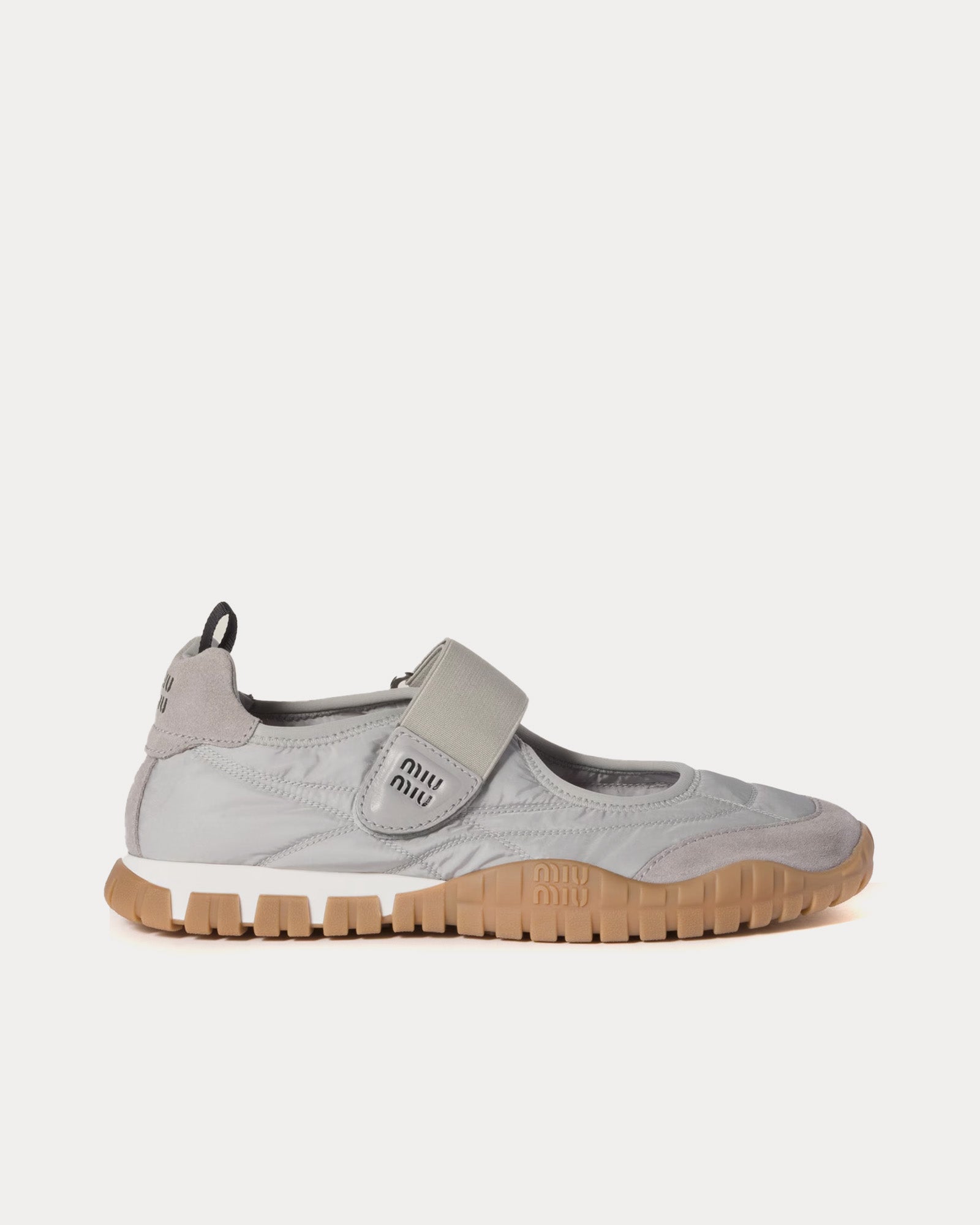 TYRE SNEAKERS IN GREY TECHNICAL FABRIC AND SUEDE WITH STICKER