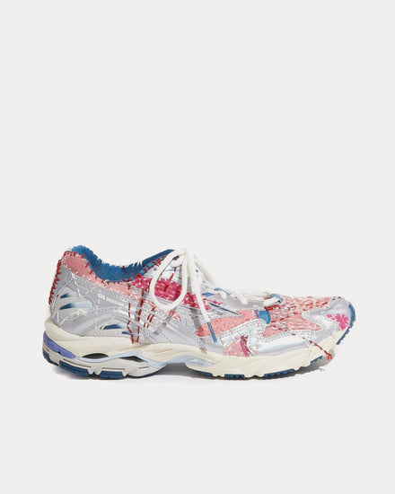 Mizuno x Sashiko Girls x Kuon Wave Rider 10 Silver / Pink / Blue Low Top Sneakers - 1