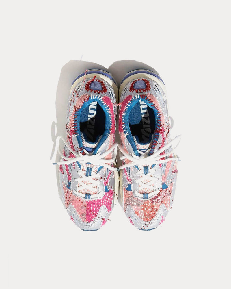Mizuno x Sashiko Girls x Kuon Wave Rider 10 Silver / Pink / Blue Low Top Sneakers - 2