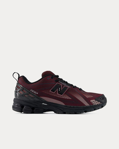 New Balance 1906E Cherry Leather / Black Low Top Sneakers