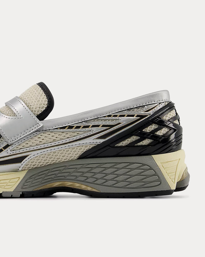 New Balance 1906L Silver Metallic / Black Loafers - 5