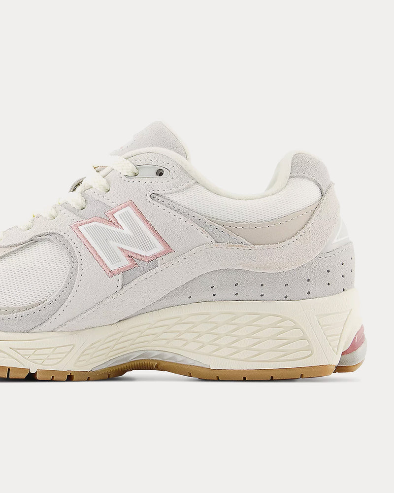 【New Balance】Women's 2002R Casual Shoes SeaSaltReflection New Balance 2002R (Reflection/Sepia/Sea Salt) - NewYakCity