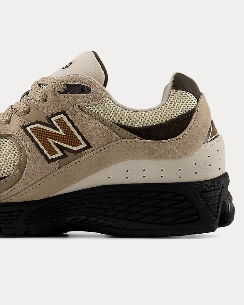 New Balance Men's 2002r Driftwood / Rich Earth / Timberwolf Low