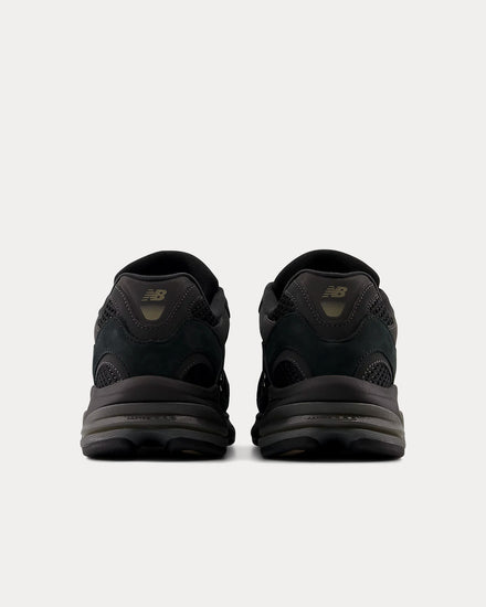 New Balance 2010 Black / Black Cement Low Top Sneakers - 4