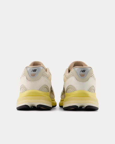 New Balance 2010 Linen / Desert Clay Low Top Sneakers - 4