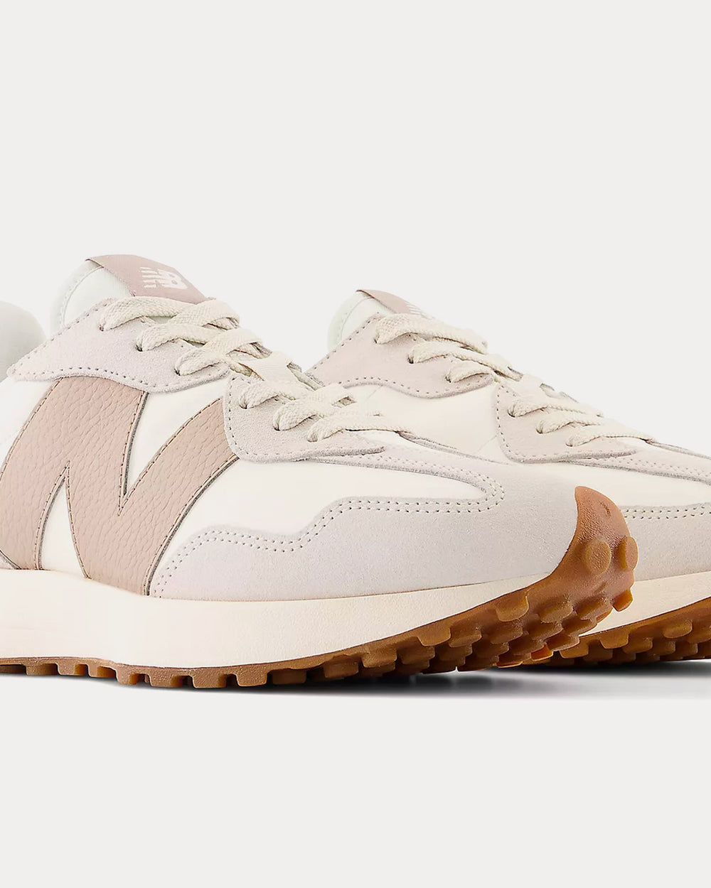 New Balance 327 Moonbeam / Driftwood Low Top Sneakers Sneak in Peace New Balance 327 Moonbeam / Driftwood Low Top Sneakers Sneak in Peace