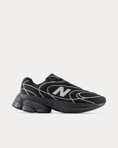 New Balance 5030 Black / Silver Metallic Low Top Sneakers
