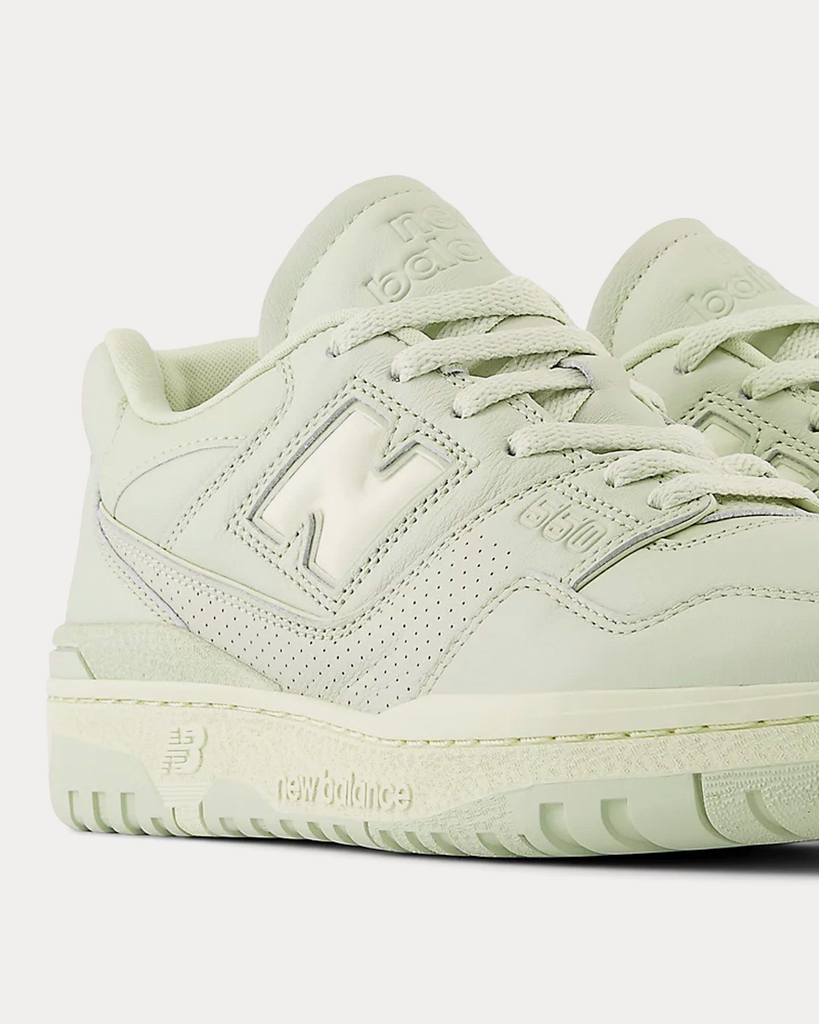 New Balance - 550 Deep Lichen Green/ Pistachio Butter Low Top Sneakers