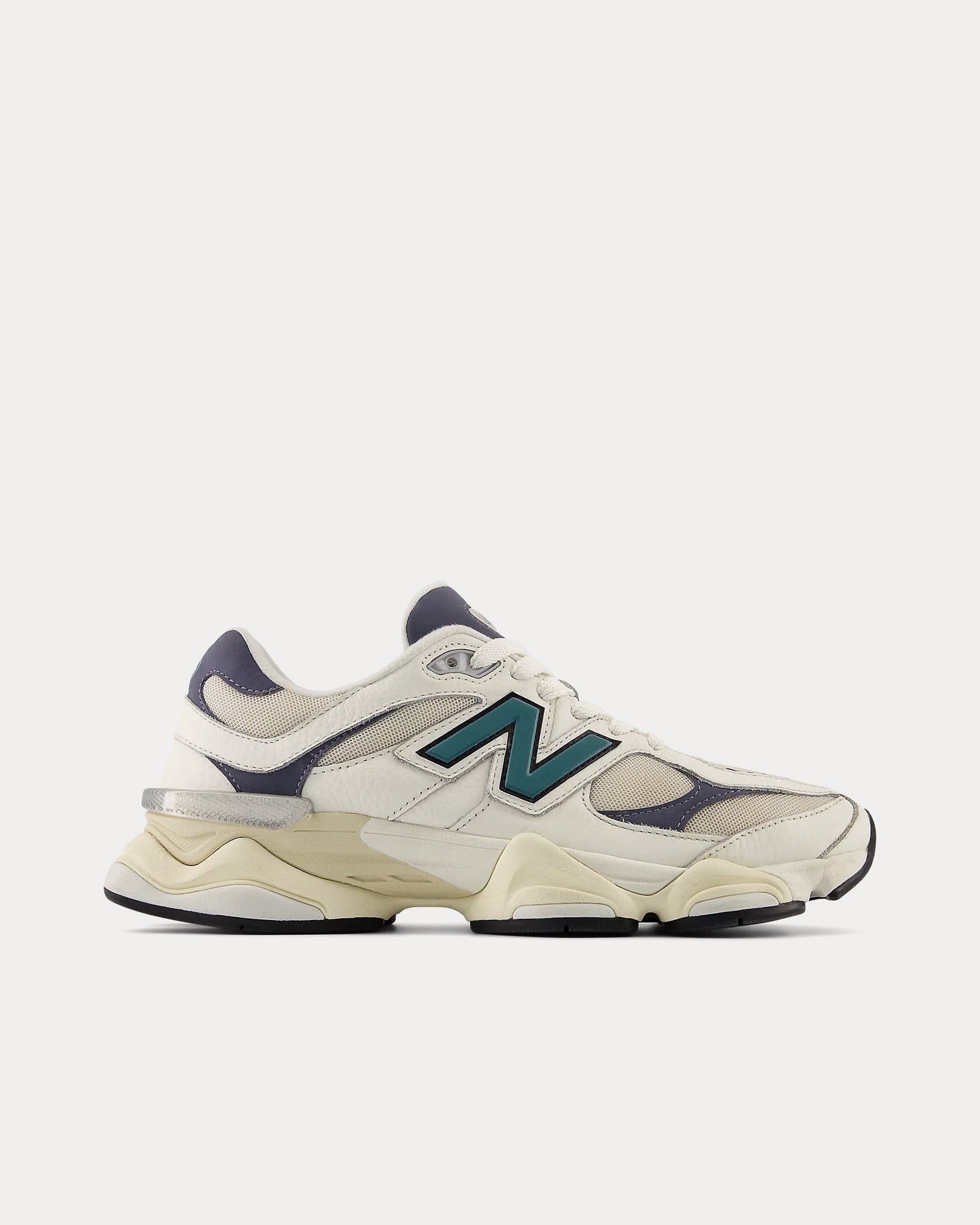 New Balance Unisex 9060 Sea Salt / New Spruce / Dark Arctic Grey