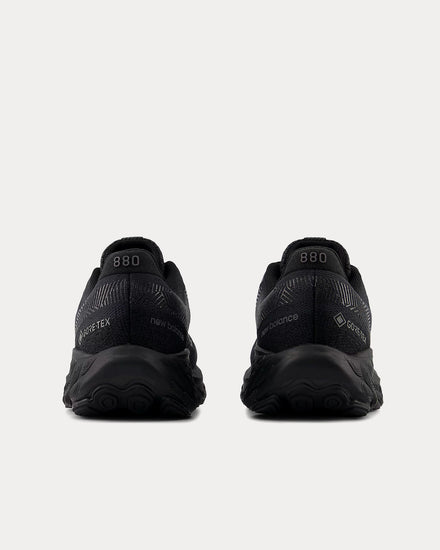 New Balance Fresh Foam X 880v14 Gore-Tex Black / Phantom / Magnet Running Shoes - 4