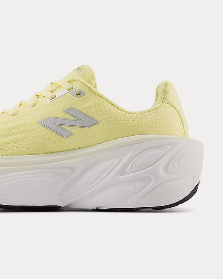 New Balance Fresh Foam X More v5 Parchment / Angora / Silver Metallic Running Shoes - 6