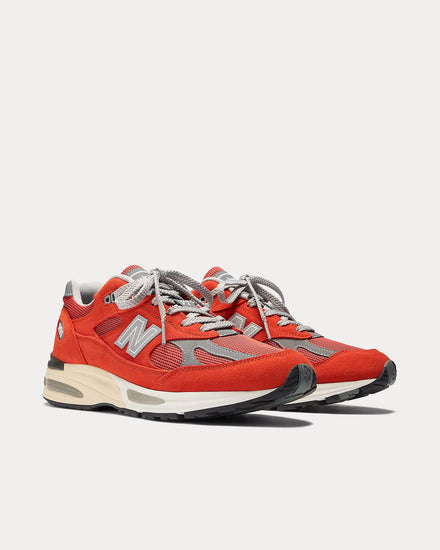 New Balance Unisex MADE in UK 991v2 Grenadine / Fire Whirl Low Top