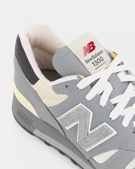 New Balance Made in USA 993 Shadow Grey / Turtledove / Blacktop Low Top Sneakers - 6