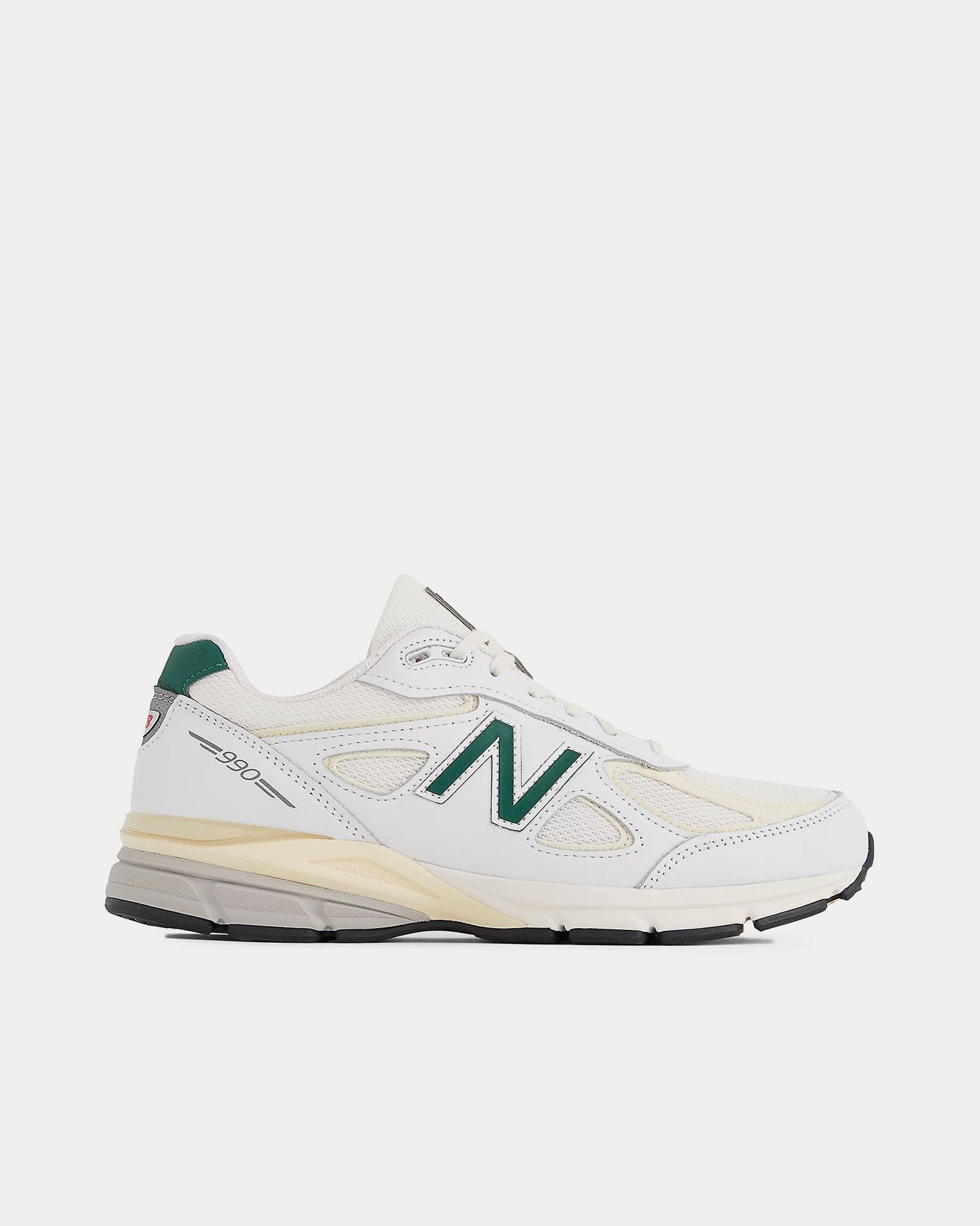 new-balance-MadeinUSA990v4-
