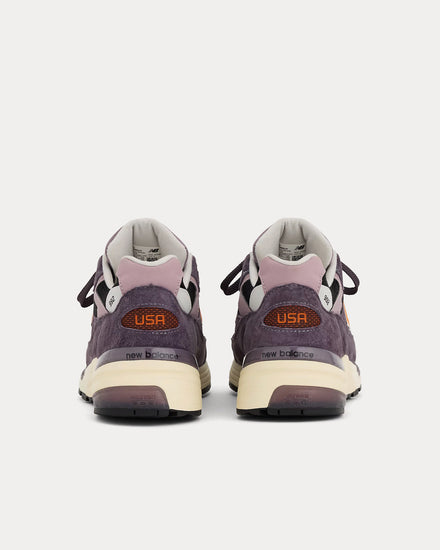 New Balance Made in USA 992 Dark Ice Wine / Black / Sizzle Low Top Sneakers - 4