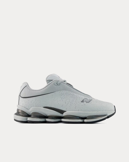 New Balance 2000 Sleek Grey Low Top Sneakers - 1