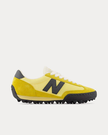 New Balance Gator Run Apollo Gold / Black Low Top Sneakers - 1