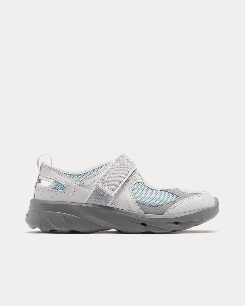 お値下げ【新品未使用】new balance Breeze New Balance Women's Breeze Light Grey Slip On Sneakers