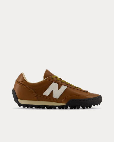 New Balance Gator Run Bark / Linen Low Top Sneakers