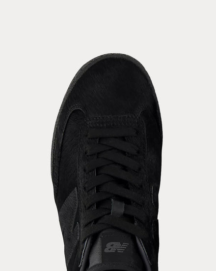 New Balance Gator Run Black / Magnet Low Top Sneakers - 6