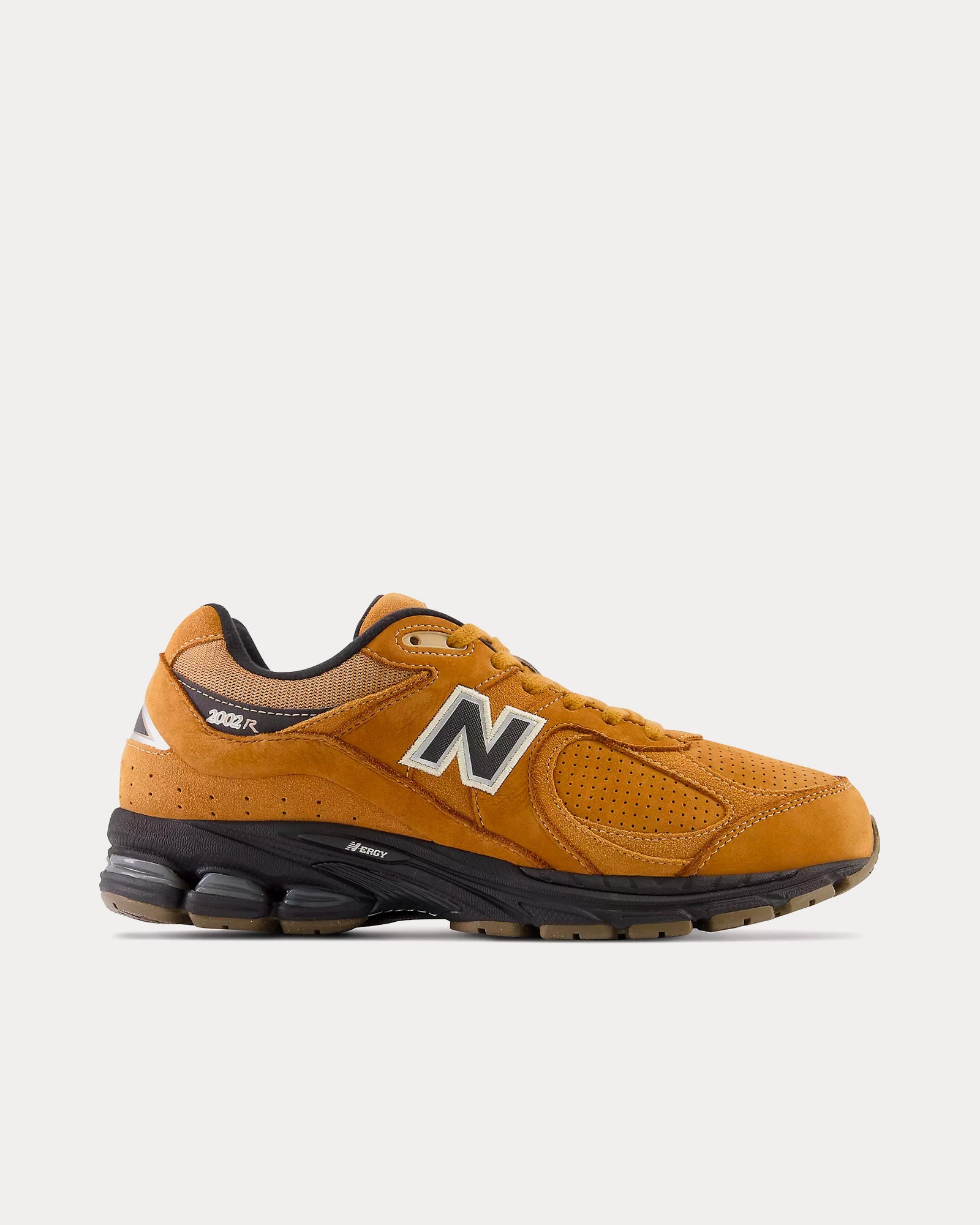 New Balance Men's 2002r Tobacco / Black / Bone Low Top Sneakers