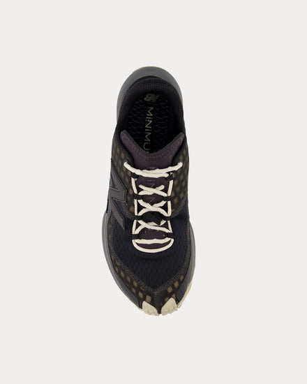 New Balance MT10 Black Low Top Sneakers - 2