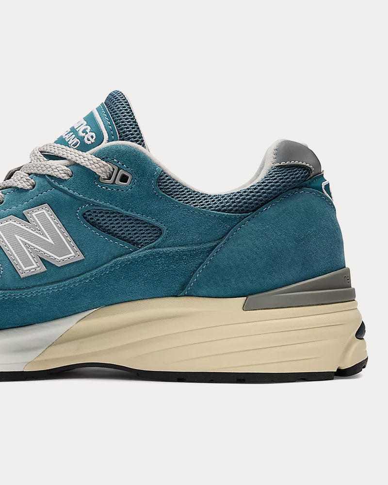 New Balance MADE in UK 991v2 Tapestry / Silver / Naval Academy Low Top Sneakers - 5