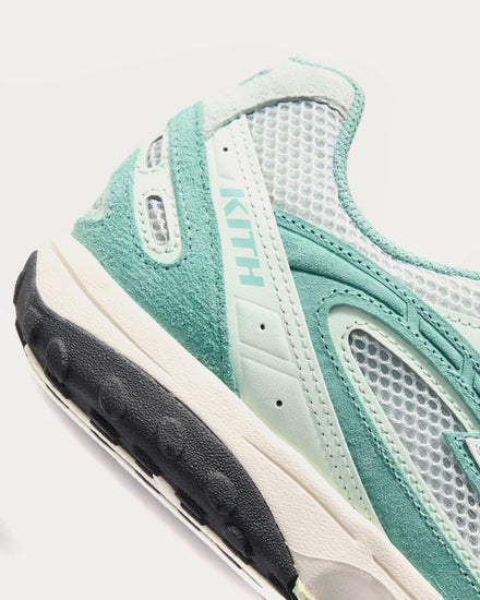 New Balance x Kith 204L Bluebell Low Top Sneakers - 2