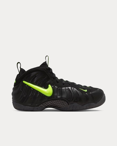 Nike Air Foamposite Pro Black High Top Sneakers