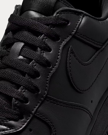 Nike Air Force 1 '01 Black Low Top Sneakers - 6