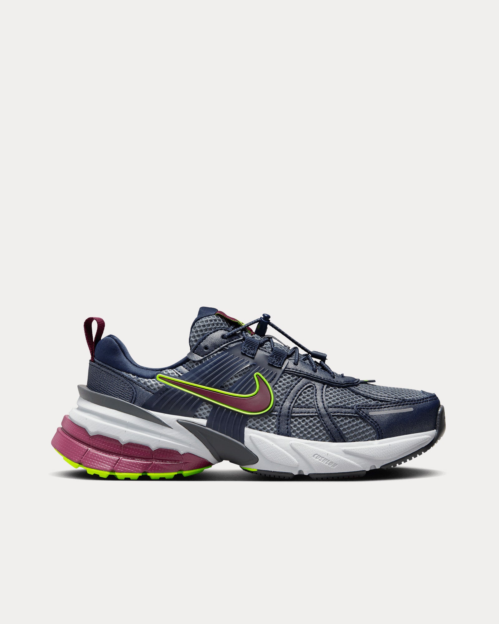 MUSE de Deuxieme Classe 【NIKE】 V2A RUN Nike V2K Run Women's