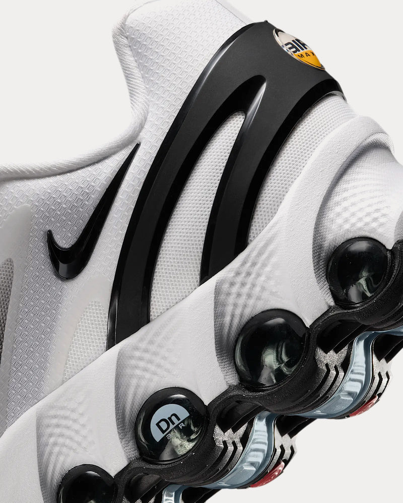 Nike Unisex Air Max Dn8 White / White / White / Black Low Top