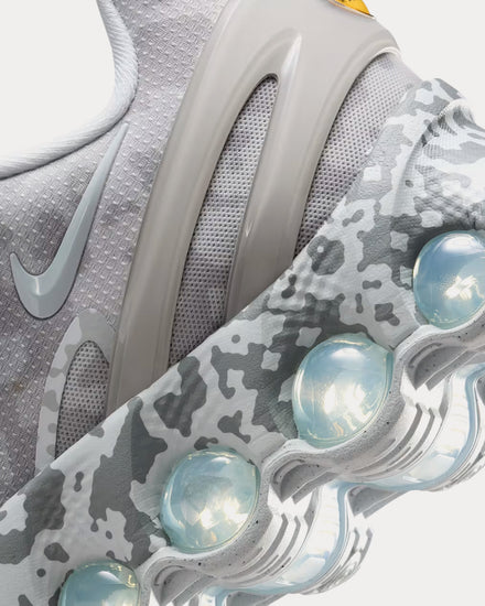 Nike Air Max Dn8 Pure Platinum Low Top Sneakers - 5