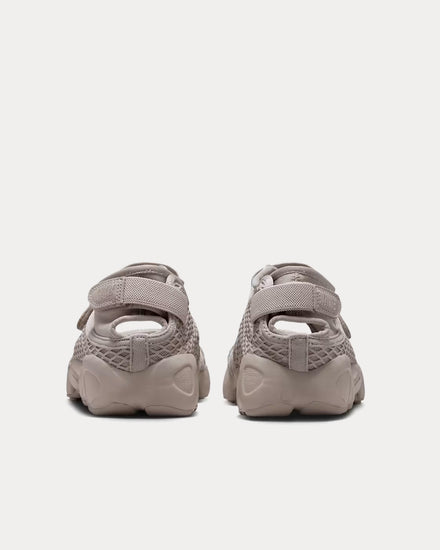 Nike Air Rift Cream II / Light Orewood Brown / Cream II Sandals - 4