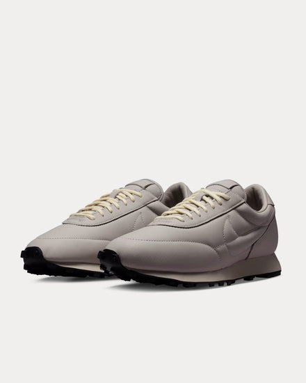 Nike Daybreak Moon Particle / Light Bone Low Top Sneakers - 3