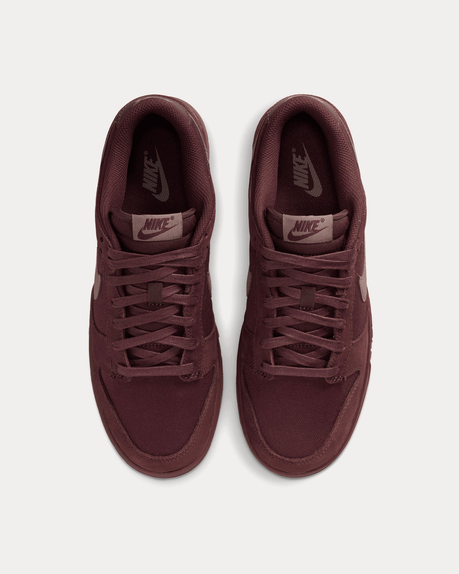 Nike air vortex burgundy deals