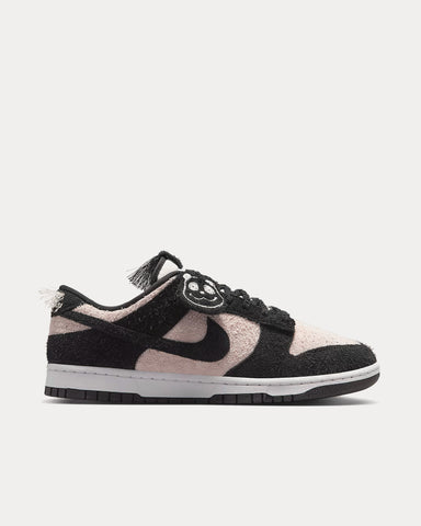 Nike Dunk Low Retro SE White / Black / Black Low Top Sneakers
