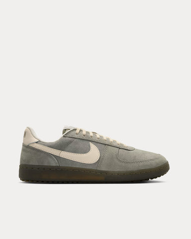Nike Field General Suede Light Army / Natural Low Top Sneakers