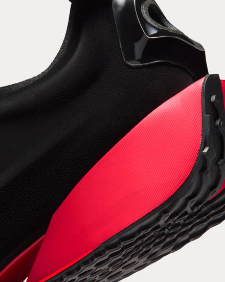 Nike First Sight Noir Black / Light Crimson Low Top Sneakers - 6