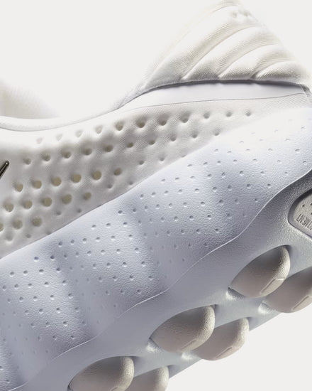 Nike Mind 002 White / Vast Grey / Anthracite / Metallic Silver Pregame Shoes - 6