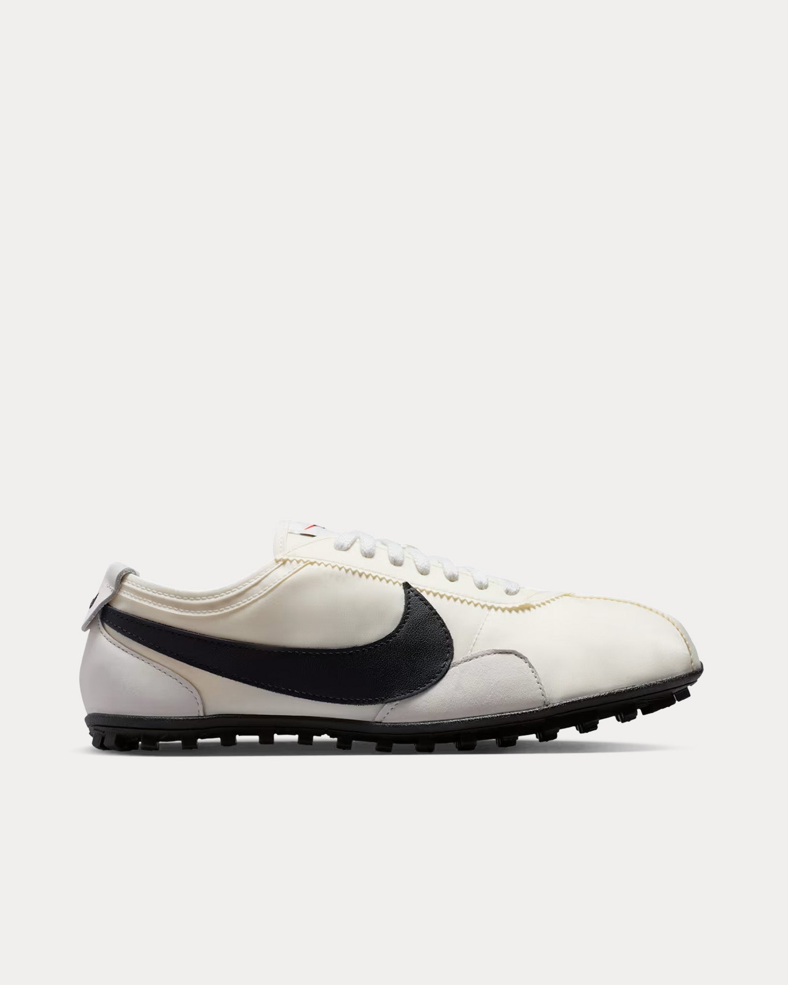 Nike ウィメンズ ムーンシューズ Soft Pearl and Black Nike Women's Moon Shoe Soft Pearl / Black Low Top Sneakers