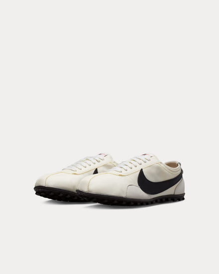 Nike Women's Moon Shoe Soft Pearl / Black Low Top Sneakers