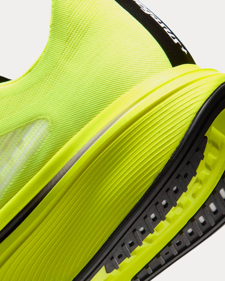 Nike Pegasus Plus 2 Lemon Venom / White / Black Running Shoes - 6